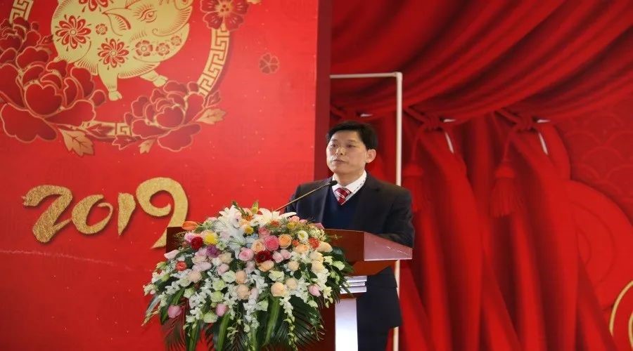 1551683802185727X57p.jpg 1551683802185727X57p.jpg